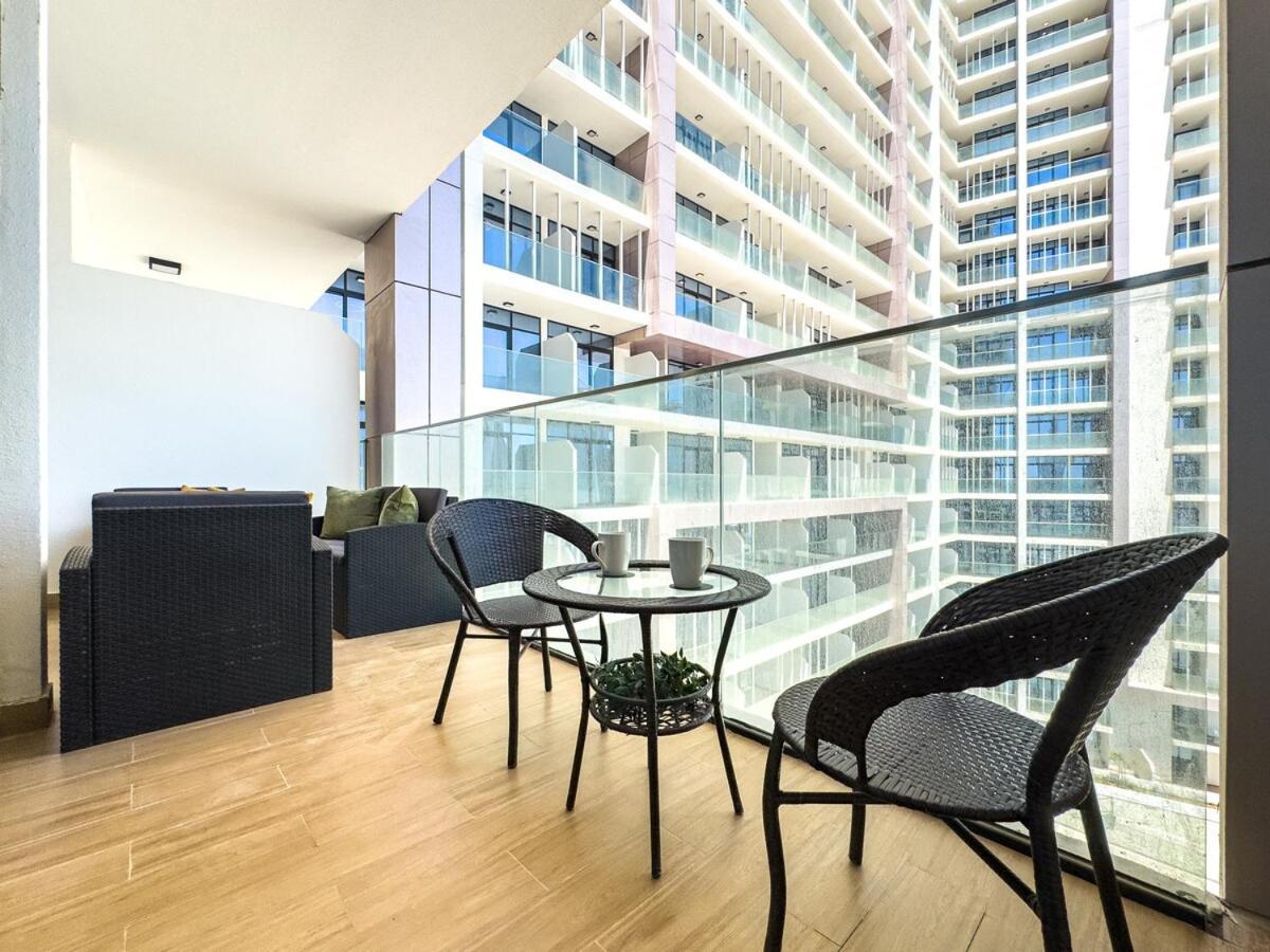 Apartment Designer Choice - Huge Balcony - 3 Min Walk To Adgm - Cleveland - Galleria *